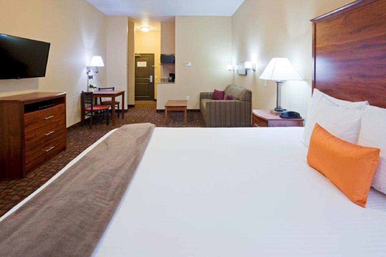 Grand Forks Lodge And Suites Εξωτερικό φωτογραφία